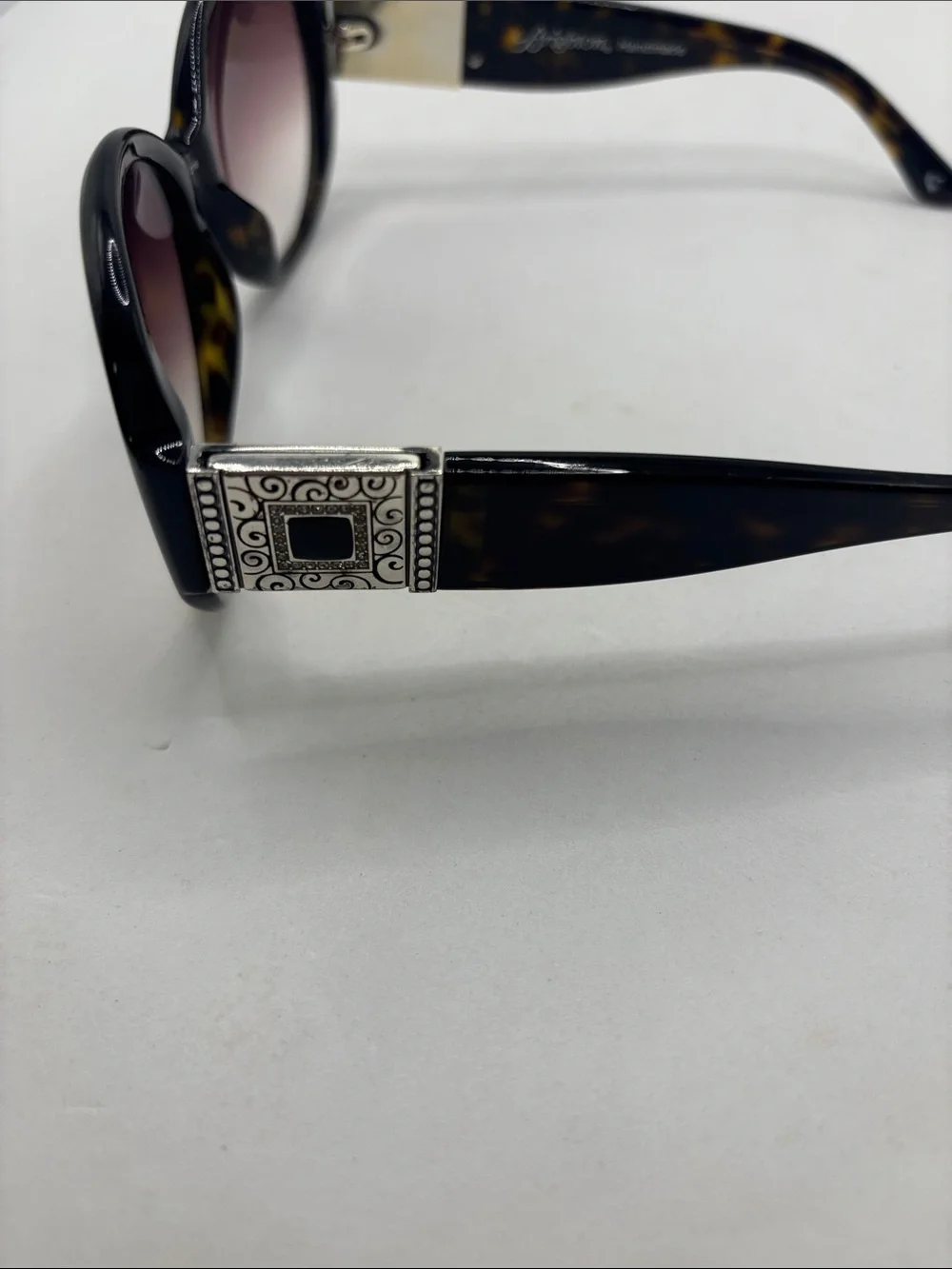 VTG Brighton Brown Foxy Lady Tortoiseshell Frame Handmade Italy silver accents - Picture 3 of 14